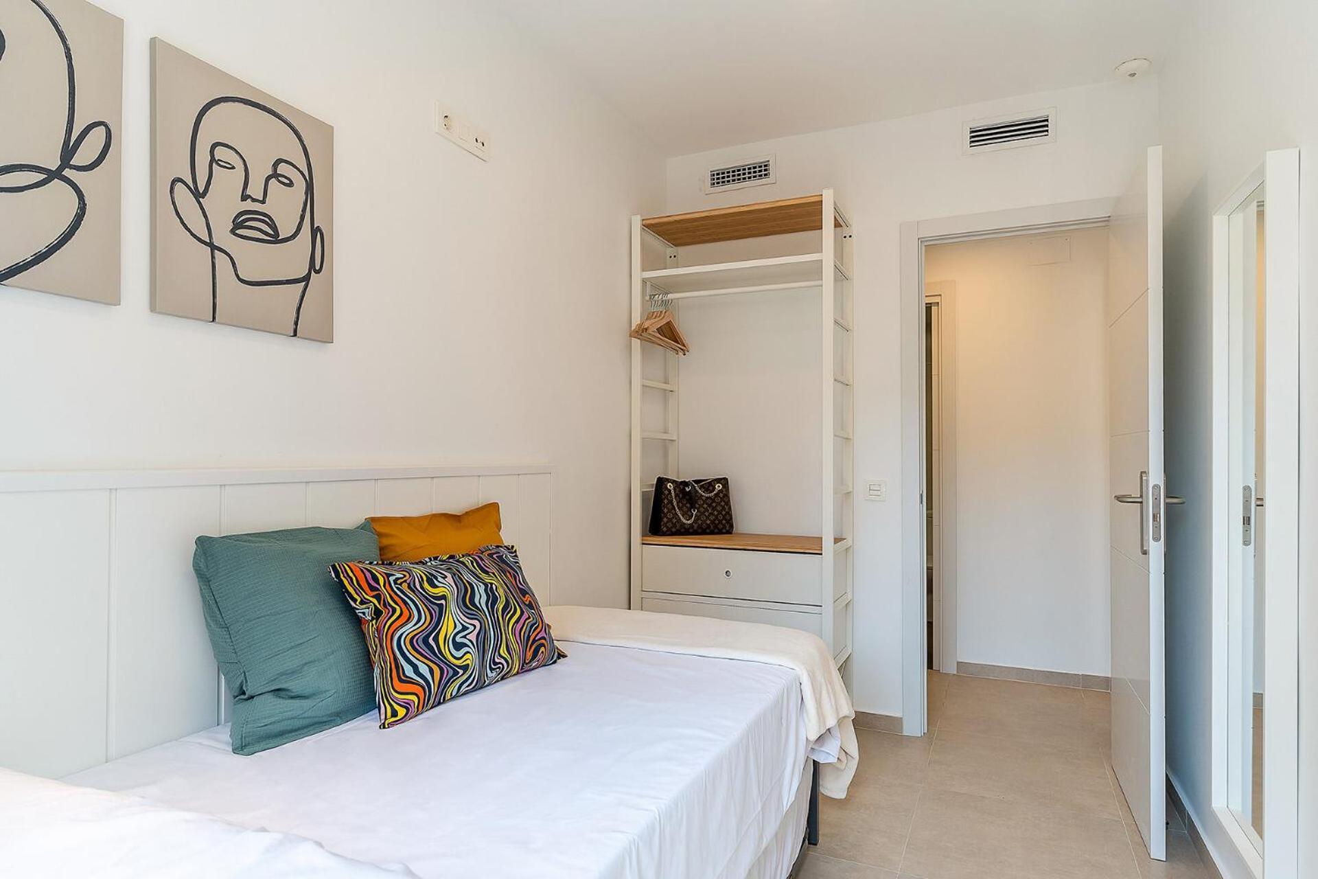 4237 - Ab Santa Coloma Iii Apartment *